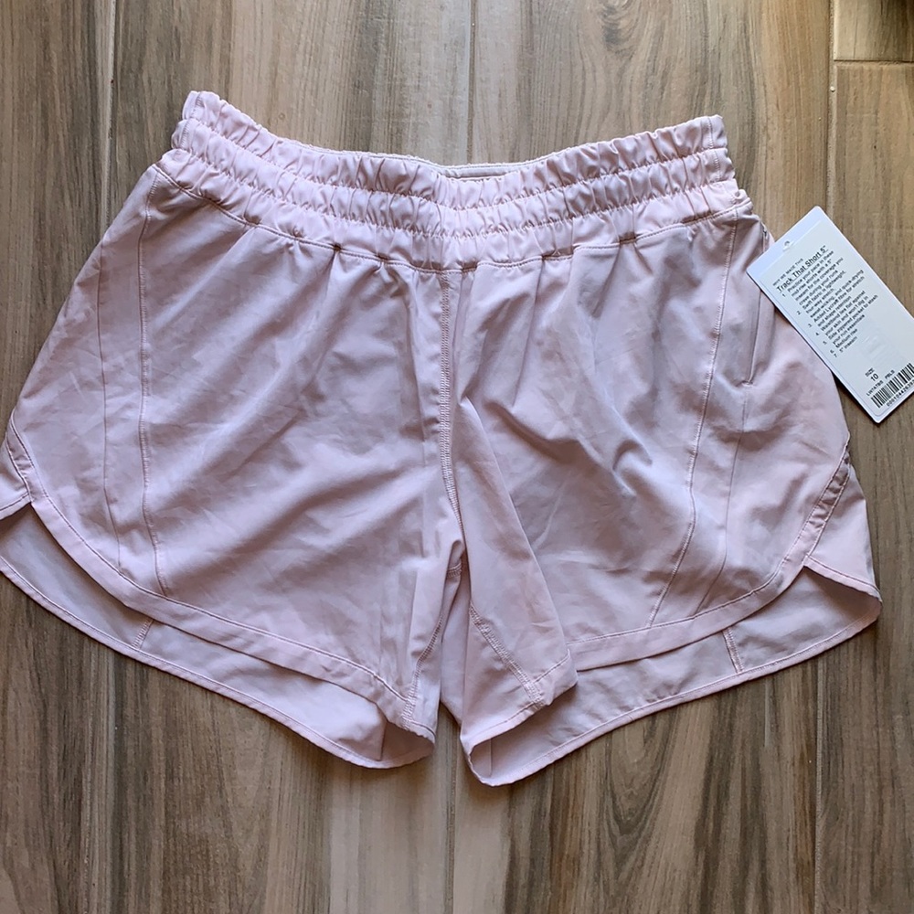 Lululemon track that short 5” size 10